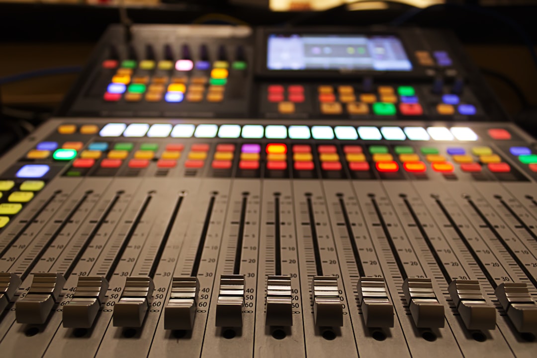 Blender.io под санкциями: как миксеры влияют на криптовалютную приватность