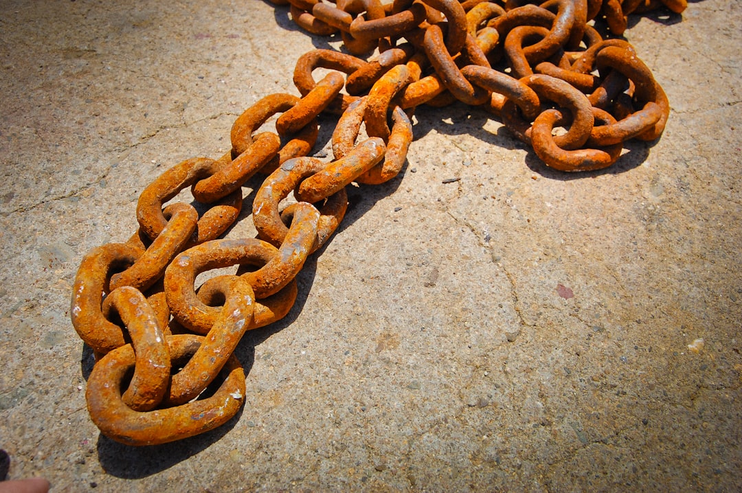 Breaking the Transaction Chain: Protecting Your Crypto Privacy