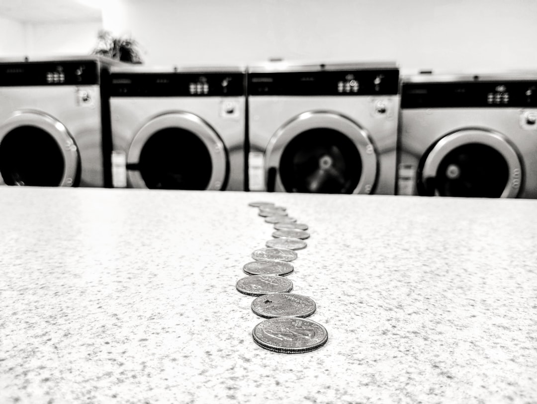 {