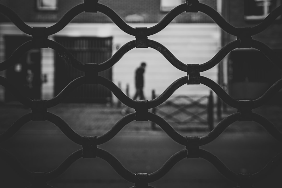 Как сообщить о подозрительной активности в криптовалюте: руководство для пользователей