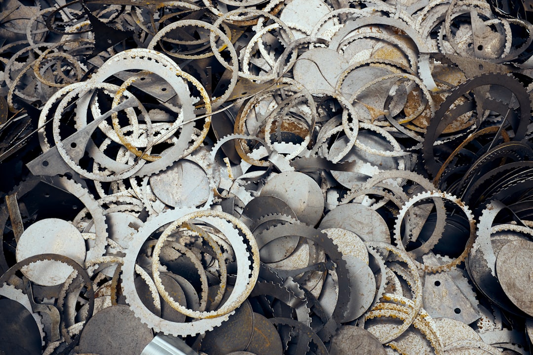 Understanding Chain Hopping and Cryptocurrency Laundering